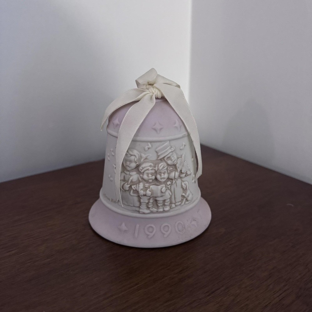 Vtg Jefferson Mint Christmas Bell Limited Edition 1990 Caroler‎ - Picture 3 of 10